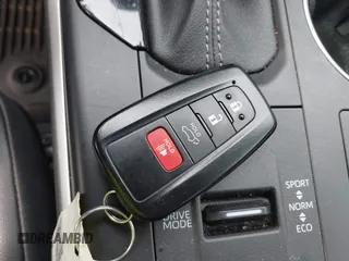 2023 Toyota Highlander L z VIN 5TDKDRAH4PS040014, wystawiony jako IAAI lot #42206183 z przebiegiem 43 219 mil mil oraz . Historia ofert i sprzedaży dostępna na DreamBid. Obrazek 11.