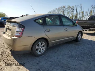 2005 Toyota Prius with VIN JTDKB20UX53106009, listed as a Copart auction lot 53696935 with 254,300 mi miles and Clean Title. Bid and sale history available at carsss.com. Image 3.
