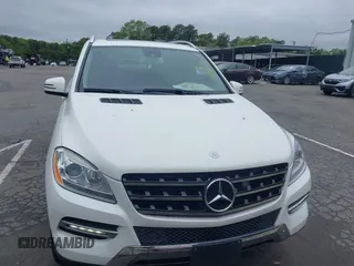 2014 Mercedes-Benz M 350 z VIN 4JGDA5HB0EA362358, wystawiony jako IAAI lot #42344123 z przebiegiem 98 187 mil mil oraz . Historia ofert i sprzedaży dostępna na DreamBid. Obrazek 12.