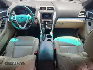 2014 Ford Explorer XLT z VIN 1FM5K7D86EGA80360, wystawiony jako Copart lot #61604015 z przebiegiem 186 072 mil mil oraz Szkoda całkowita • Salvage title. Historia ofert i sprzedaży dostępna na DreamBid. Obrazek 8.