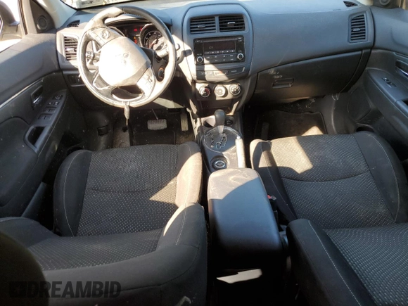 2016 Mitsubishi Outlander ES z VIN JA4AR3AU5GZ023965, wystawiony jako Copart lot #57271305 z przebiegiem 48 666 mil mil oraz Szkoda całkowita • Salvage title. Historia ofert i sprzedaży dostępna na DreamBid. Obrazek 8.