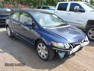 2006 Honda Civic LX z VIN 1HGFA16516L089313, wystawiony jako IAAI lot #40280064 z przebiegiem 294 637 mil mil oraz . Historia ofert i sprzedaży dostępna na DreamBid. Obrazek 1.