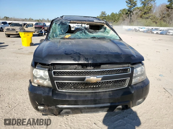 2010 Chevrolet Suburban LT with VIN 1GNUCJE09AR173687, listed as a Copart auction lot 43927245 with 0 mi miles and Salvage Title. Bid and sale history available at carsss.com. Image 5.