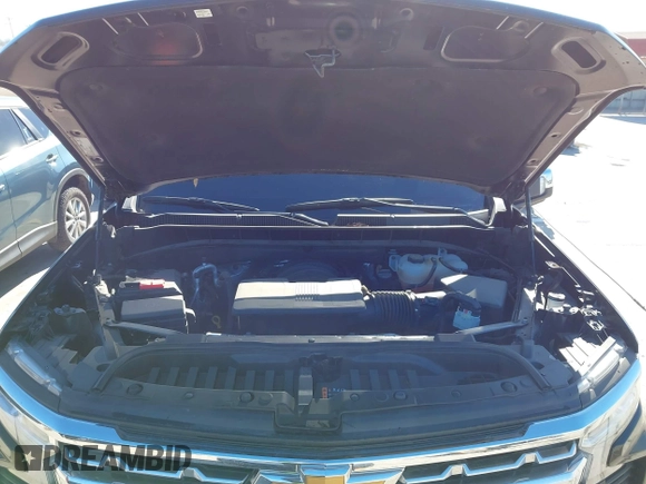 2024 Chevrolet Silverado 1500 LTZ with VIN 2GCUDGED0R1129626, listed as a IAAI auction lot 41243975 with 7,971 mi miles and . Bid and sale history available at DreamBid. Image 10.