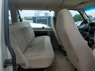 2006 Ford Econoline Passenger XL with VIN 1FBNE31L16HB32734, listed as a Copart auction lot 61421825 with 204,661 mi miles and Clean title. Bid and sale history available at DreamBid. Image 11.