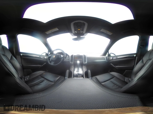 2014 Porsche Cayenne с VIN WP1AA2A28ELA93500, выставлен на аукционе IAAI как лот 42269929 с пробегом 143 528 миль миль и . История ставок и продаж доступна на DreamBid. Изображение 24.
