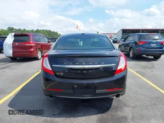 2015 Lincoln MKS с VIN 1LNHL9DK2FG600346, выставлен на аукционе IAAI как лот 42282772 с пробегом 347 761 миль миль и . История ставок и продаж доступна на DreamBid. Изображение 16.
