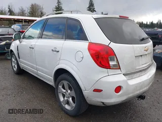 2014 Chevrolet Captiva Sport LT z VIN 3GNAL3EK3ES668745, wystawiony jako IAAI lot #41664373 z przebiegiem 227 422 mil mil oraz . Historia ofert i sprzedaży dostępna na DreamBid. Obrazek 3.