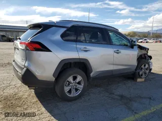 2022 Toyota RAV4 XLE with VIN 2T3P1RFV7NW295765, listed as a Copart auction lot 49181815 with 52,688 mi miles and Salvage Title. Bid and sale history available at carsss.com. Image 3.