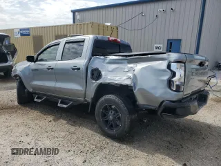2023 Chevrolet Colorado 2WD Work Truck z VIN 1GCPSBEK8P1141644, wystawiony jako Copart lot #57038405 z przebiegiem 33 911 mil mil oraz Czysty tytuł • Clean title. Historia ofert i sprzedaży dostępna na DreamBid. Obrazek 2.