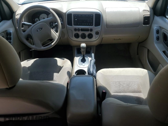2006 Ford Escape XLT z VIN 1FMYU93176KB98889, wystawiony jako Copart lot #56388425 z przebiegiem 149 002 mil mil oraz Szkoda całkowita • Salvage title. Historia ofert i sprzedaży dostępna na DreamBid. Obrazek 8.
