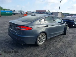 2020 Ford Fusion SE с VIN 3FA6P0HD0LR247946, выставлен на аукционе IAAI как лот 42299189 с пробегом 115 302 миль миль и . История ставок и продаж доступна на DreamBid. Изображение 4.