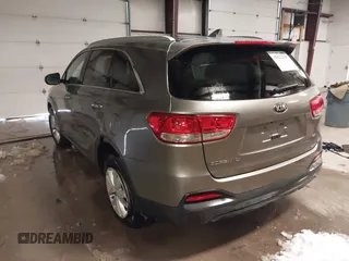 2016 Kia Sorento LX with VIN 5XYPG4A37GG013620, listed as a IAAI auction lot 41622185 with 109,938 mi miles. Bid and sale history available at carsss.com. Image 3.