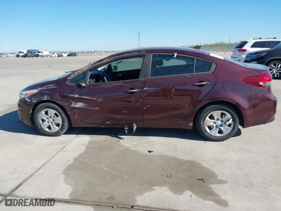 2018 Kia Forte LX with VIN 3KPFK4A77JE246026, listed as a IAAI auction lot 41846417 with 77,847 mi miles. Bid and sale history available at carsss.com. Image 14.