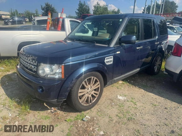 2012 Land Rover LR4 HSE z VIN SALAG2D43CA636203, wystawiony jako Copart lot #65310295 z przebiegiem Nie podano mil oraz Czysty tytuł • Clean title. Historia ofert i sprzedaży dostępna na DreamBid. Obrazek 2.