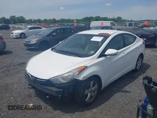 2013 Hyundai Elantra Limited с VIN 5NPDH4AEXDH352278, выставлен на аукционе IAAI как лот 42233510 с пробегом 200 382 миль миль и . История ставок и продаж доступна на DreamBid. Изображение 17.