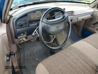 1996 Ford F-250 z VIN 2FTHF26H7TCA30362, wystawiony jako Copart lot #57525605 z przebiegiem Nie podano mil oraz Czysty tytuł • Clean title. Historia ofert i sprzedaży dostępna na DreamBid. Obrazek 8.