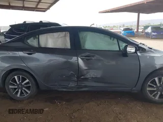 2021 Nissan Versa SV z VIN 3N1CN8EV4ML862408, wystawiony jako IAAI lot #42233052 z przebiegiem 80 435 mil mil oraz . Historia ofert i sprzedaży dostępna na DreamBid. Obrazek 14.