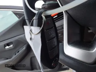 2022 Nissan Sentra SV z VIN 3N1AB8CVXNY315828, wystawiony jako IAAI lot #41688547 z przebiegiem 45 412 mil mil oraz . Historia ofert i sprzedaży dostępna na DreamBid. Obrazek 11.
