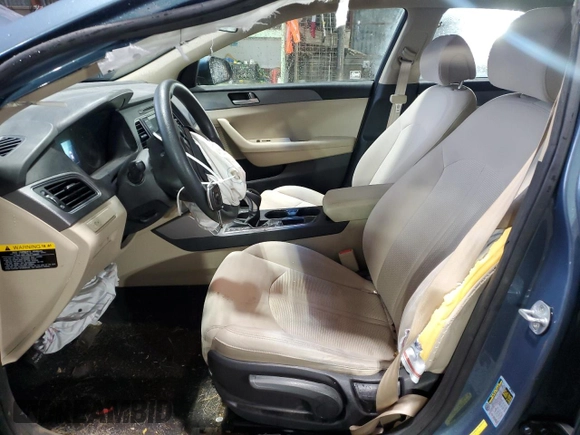 2015 Hyundai Sonata 2.4L SE with VIN 5NPE24AF6FH203674, listed as a Copart auction lot 81579804 with 125,576 mi miles and Non Repairable. Bid and sale history available at carsss.com. Image 7.