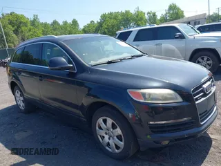 2007 Audi Q7 Premium z VIN WA1BY74L57D089303, wystawiony jako IAAI lot #42589432 z przebiegiem 177 000 mil mil oraz . Historia ofert i sprzedaży dostępna na DreamBid. Obrazek 1.