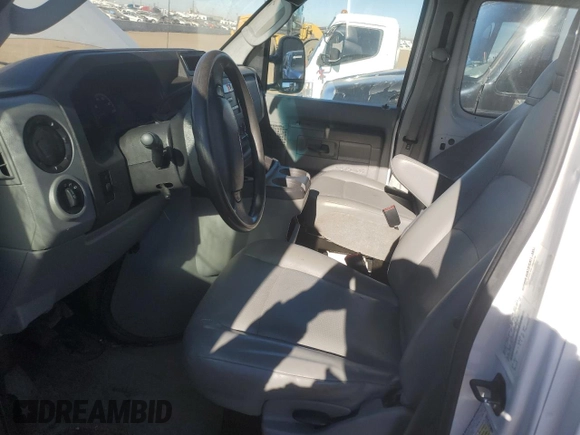 2011 Ford Econoline Cargo Commercial z VIN 1FTSS3EL4BDB36151, wystawiony jako Copart lot #88986115 z przebiegiem 54 692 mil mil oraz Szkoda całkowita • Salvage title. Historia ofert i sprzedaży dostępna na DreamBid. Obrazek 7.