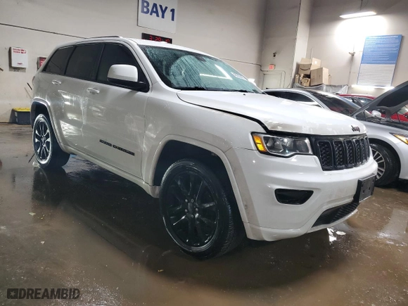 2018 Jeep Grand Cherokee Laredo E with VIN 1C4RJFAG9JC180453, listed as a Copart auction lot 48353295 with 0 mi miles and Salvage Title. Bid and sale history available at carsss.com. Image 4.