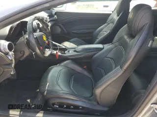 2020 Ferrari GTC4Lusso с VIN ZFF82WNA0L0253343, выставлен на аукционе Copart как лот 57823135 с пробегом 20 721 миль миль и Списание • Salvage title. История ставок и продаж доступна на DreamBid. Изображение 7.