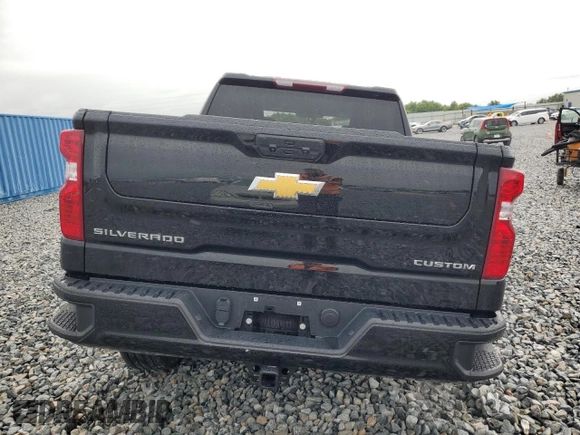 2024 Chevrolet Silverado 1500 Custom with VIN 3GCPDBEK4RG255834, listed as a Copart auction lot 52212395 with 8,945 mi miles and Salvage Title. Bid and sale history available at DreamBid. Image 6.