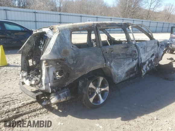 2023 Jeep Grand Cherokee Limited with VIN 1C4RJKBG8P8887305, listed as a Copart auction lot 55930745 with Not provided miles and Salvage title. Bid and sale history available at DreamBid. Image 3.