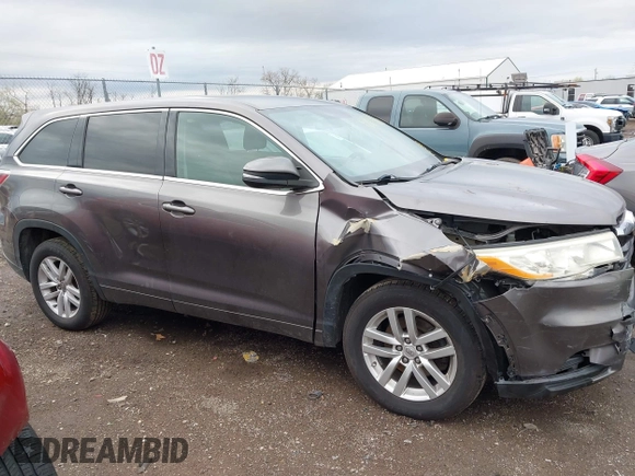 2014 Toyota Highlander LE z VIN 5TDZARFH8ES008504, wystawiony jako IAAI lot #41925955 z przebiegiem 198 292 mil mil oraz . Historia ofert i sprzedaży dostępna na DreamBid. Obrazek 13.