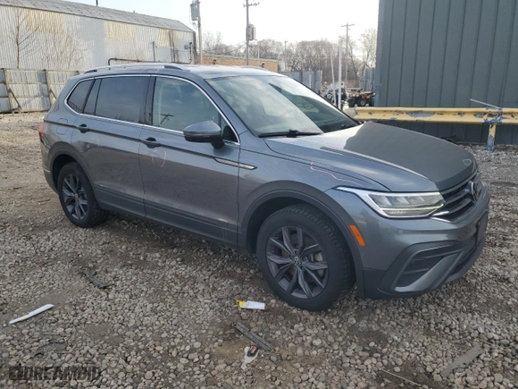 2022 Volkswagen Tiguan SE with VIN 3VV2B7AX4NM027151, listed as a Copart auction lot 49144925 with 87,749 mi miles and Salvage Title. Bid and sale history available at carsss.com. Image 4.