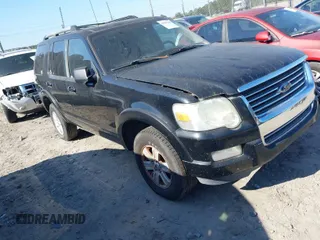 2010 Ford Explorer XLT with VIN 1FMEU6DEXAUA11919, listed as a IAAI auction lot 41982142 with 216,630 mi miles. Bid and sale history available at carsss.com. Image 1.