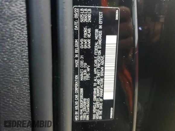 2023 Volvo XC40 Ultimate Dark Theme z VIN YV4L12UX3P2952998, wystawiony jako Copart lot #52724585 z przebiegiem 5578 mil mil oraz Tytuł czysty. Historia ofert i sprzedaży dostępna na DreamBid. Obrazek 13.