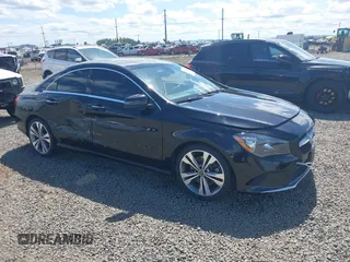 2019 Mercedes-Benz CLA 250 z VIN WDDSJ4GB4KN725228, wystawiony jako IAAI lot #42182774 z przebiegiem 42 492 mil mil oraz . Historia ofert i sprzedaży dostępna na DreamBid. Obrazek 1.