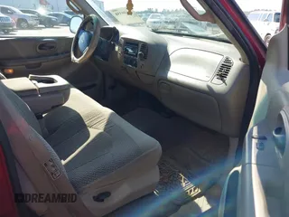 2000 Ford F-150 XL with VIN 1FTZX1725YNA94343, listed as a IAAI auction lot 41659358 with 295,337 mi miles. Bid and sale history available at carsss.com. Image 5.
