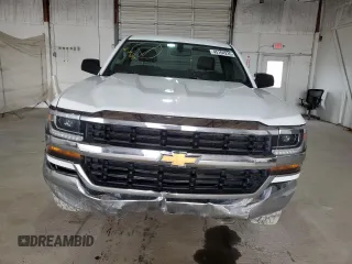 2018 Chevrolet Silverado 1500 Work Truck with VIN 1GCNCNEC8JZ904561, listed as a Copart auction lot 45164235 with 138,354 mi miles and Salvage Title. Bid and sale history available at DreamBid. Image 5.