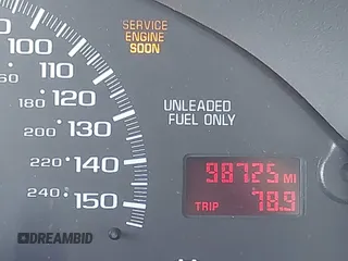 1997 Chevrolet Camaro Z28 z VIN 2G1FP22P1V2150712, wystawiony jako IAAI lot #42007547 z przebiegiem 98 725 mil mil oraz . Historia ofert i sprzedaży dostępna na DreamBid. Obrazek 15.