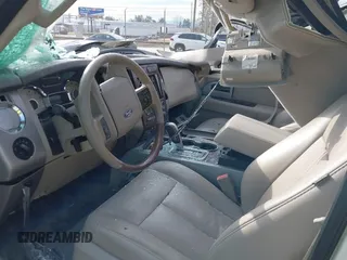 2008 Ford Expedition EL Limited with VIN 1FMFK19568LA53994, listed as a IAAI auction lot 41515026 with 128,832 mi miles. Bid and sale history available at carsss.com. Image 5.
