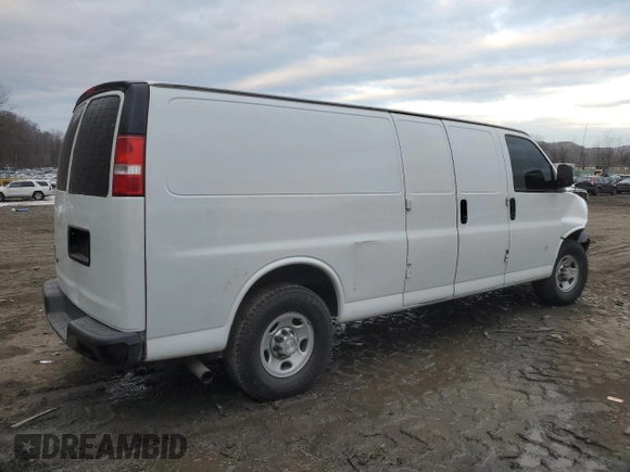 2017 Chevrolet Express Cargo Van with VIN 1GCWGBFF2H1336512, listed as a Copart auction lot 88710335 with 266,562 mi miles and Salvage Title. Bid and sale history available at carsss.com. Image 3.