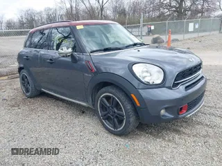 2016 MINI Countryman S with VIN WMWZC3C58GWT07380, listed as a IAAI auction lot 41948822 with 136,329 mi miles and . Bid and sale history available at DreamBid. Image 1.