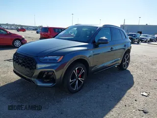 2025 Audi Q5 S line Prestige with VIN WA1FAAFY1S2004652, listed as a IAAI auction lot 41225497 with 454 mi miles. Bid and sale history available at carsss.com. Image 2.