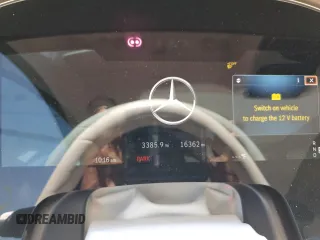 2023 Mercedes-Benz EQS 580 z VIN 4JGDM4EB3PA017382, wystawiony jako Copart lot #56544745 z przebiegiem 16 362 mil mil oraz Szkoda całkowita • Salvage title. Historia ofert i sprzedaży dostępna na DreamBid. Obrazek 9.