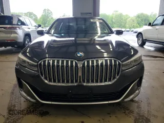 2022 BMW 7 Series 740i xDrive z VIN WBA7T4C02NCH59103, wystawiony jako Copart lot #58295555 z przebiegiem 86 540 mil mil oraz Tytuł czysty. Historia ofert i sprzedaży dostępna na DreamBid. Obrazek 5.