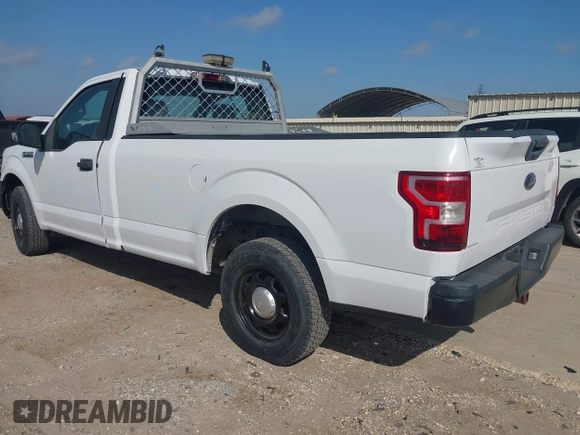 2018 Ford F-150 XL z VIN 1FTMF1CB3JKE60746, wystawiony jako IAAI lot #42759319 z przebiegiem 28 089 mil mil oraz . Historia ofert i sprzedaży dostępna na DreamBid. Obrazek 3.