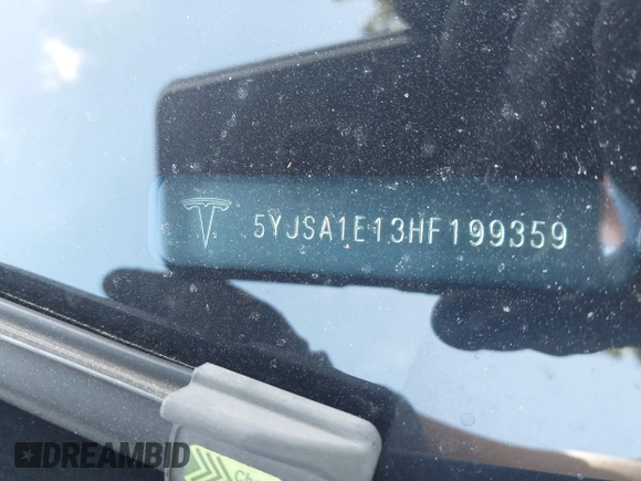 2017 Tesla Model S 60 z VIN 5YJSA1E13HF199359, wystawiony jako IAAI lot #42490410 z przebiegiem 100 377 mil mil oraz . Historia ofert i sprzedaży dostępna na DreamBid. Obrazek 9.