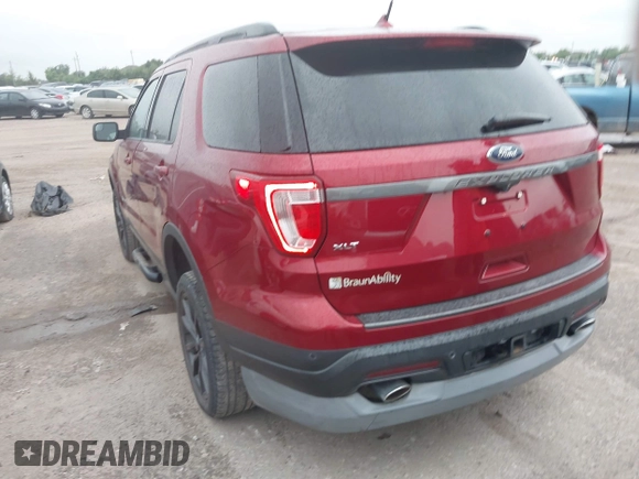 2018 Ford Explorer XLT z VIN 1FM5K7D87JGA87814, wystawiony jako IAAI lot #42393275 z przebiegiem 39 672 mil mil oraz . Historia ofert i sprzedaży dostępna na DreamBid. Obrazek 3.