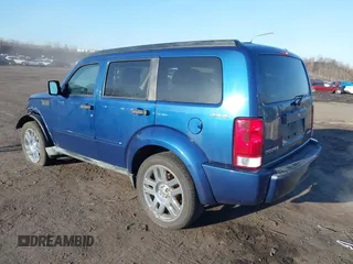 2010 Dodge Nitro Heat z VIN 1D4PU4GK1AW157684, wystawiony jako IAAI lot #41767719 z przebiegiem 140 260 mil mil oraz . Historia ofert i sprzedaży dostępna na DreamBid. Obrazek 3.