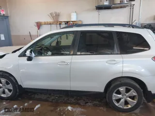2015 Subaru Forester 2.5i Premium with VIN JF2SJADCXFH568428, listed as a IAAI auction lot 41876284 with 138,864 mi miles. Bid and sale history available at carsss.com. Image 14.