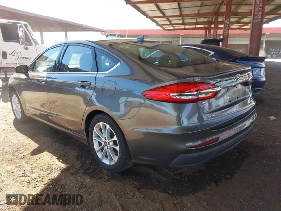 2019 Ford Fusion SE with VIN 3FA6P0HD9KR104024, listed as a IAAI auction lot 41831472 with 44,629 mi miles. Bid and sale history available at carsss.com. Image 3.